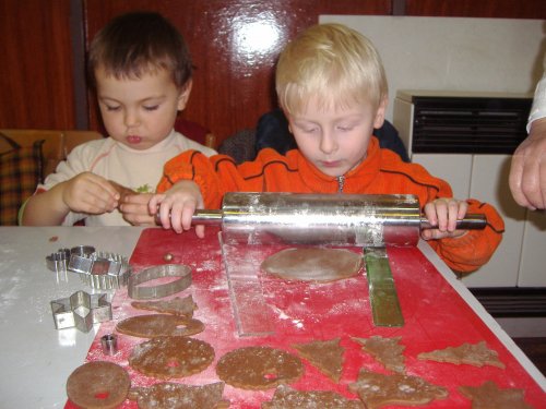 Klub dobré pohody - Babičky čtou z babičky a pečení perníčků - 11.12.2008